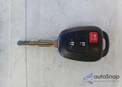 2017 Toyota Rav4 Le z USA, uszkodzony, nr VIN JTMZFREV0HJ102483